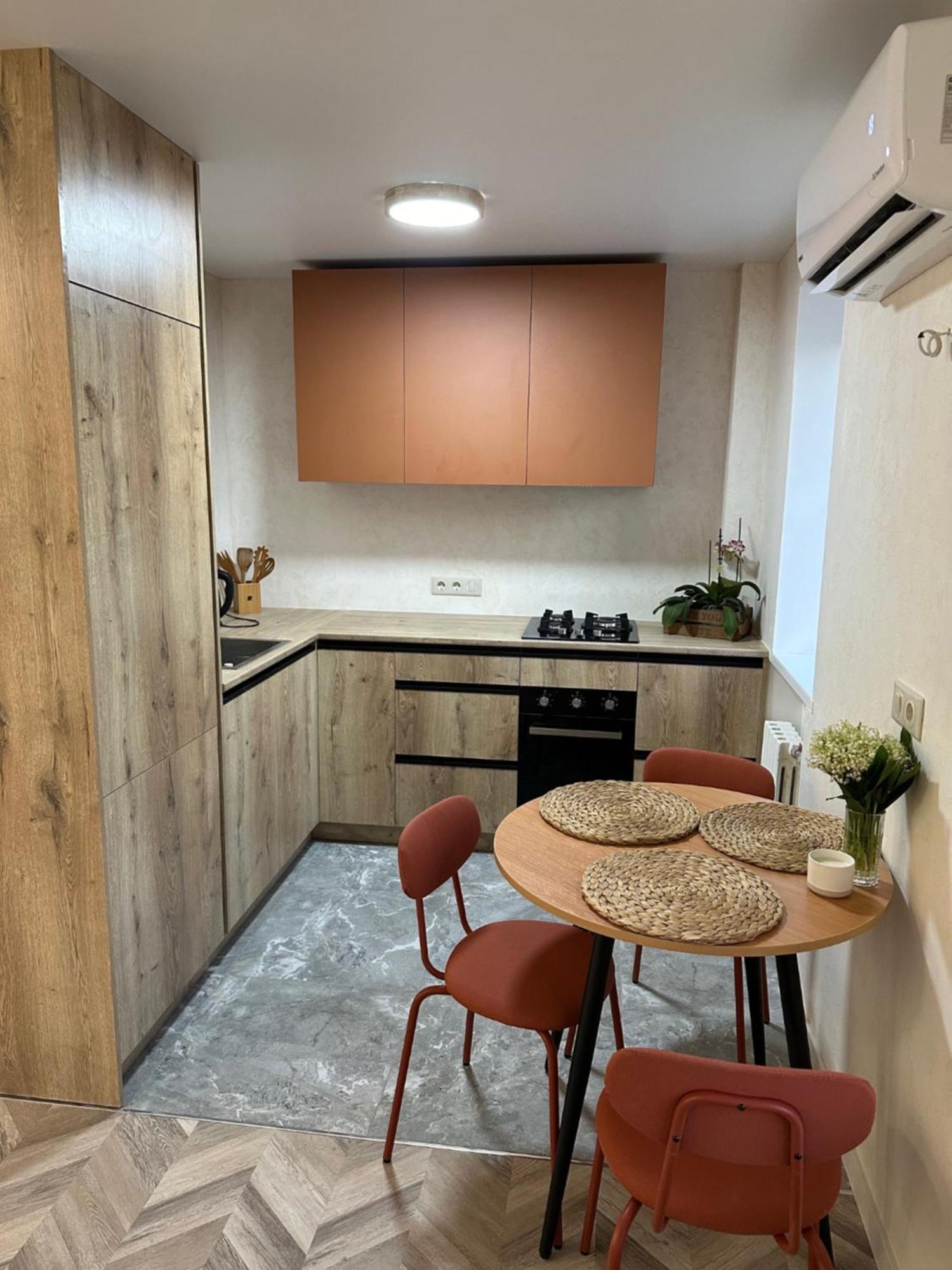 Terracotta Apartment Kremenchuk Luaran gambar